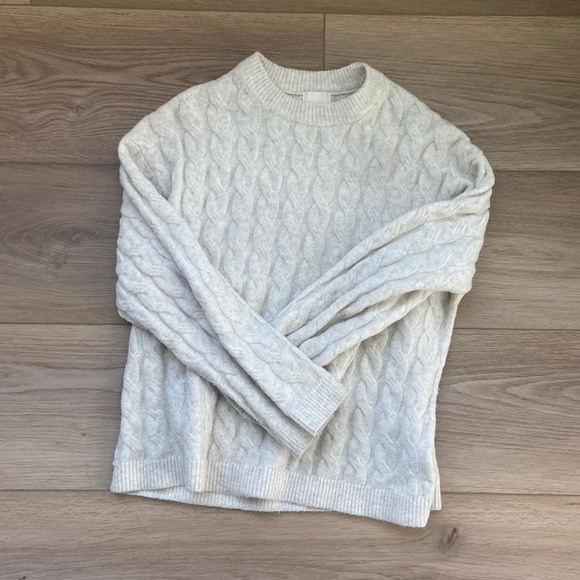 H&M cream sweater - Picture 1 of 1